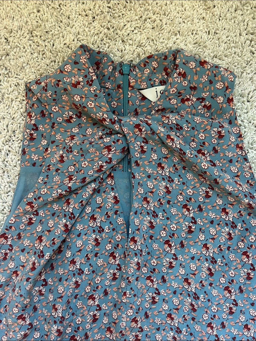 Joie Marloma 100% Silk Floral Blouse Women's Medium Boho Romantic Top - Picture 3 of 3